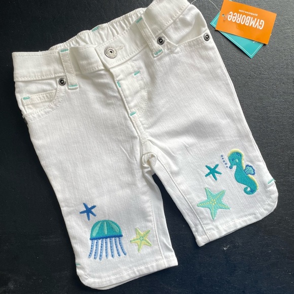 Gymboree Other - Gymboree 12-18 months Girl white jean capris Under the Sea